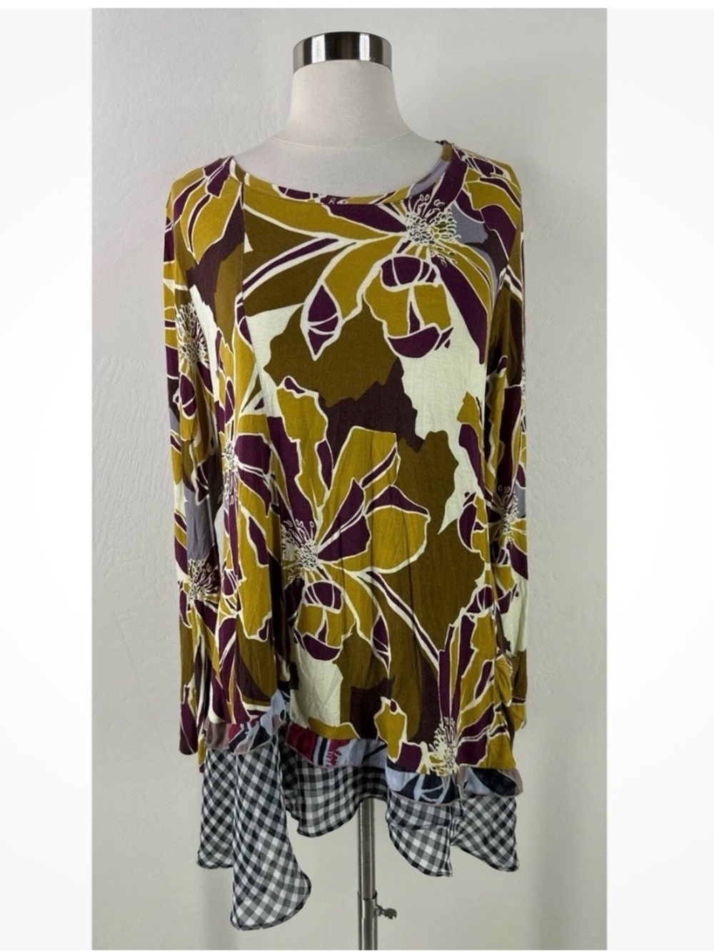 Logo by Lori Goldstein Women’s Floral Long-Sleeve Tunic Top